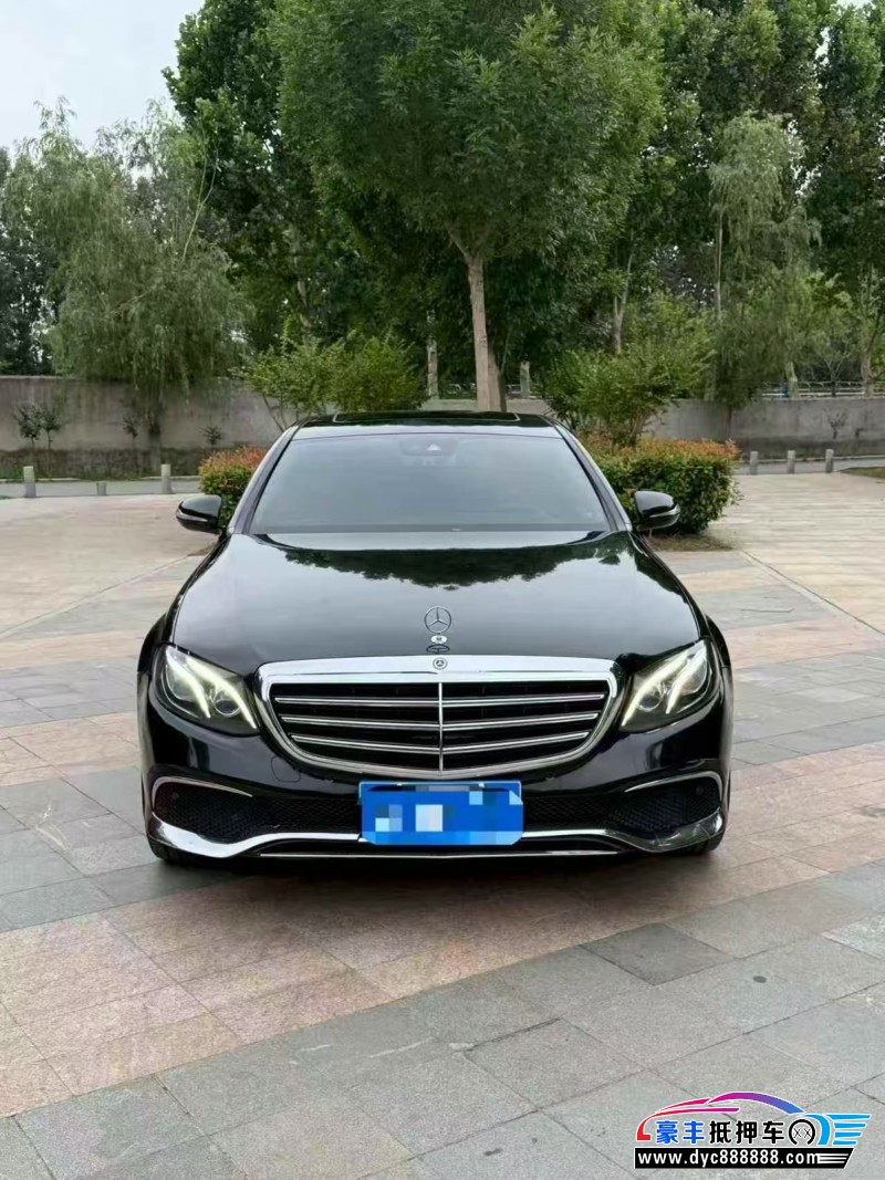 17年奔驰E轿车抵押车出售
