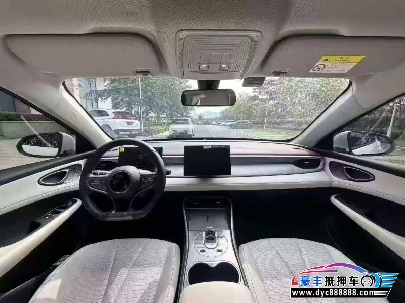 25年比亚迪海豹轿车抵押车出售