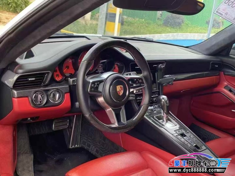 15年保时捷911轿车抵押车出售