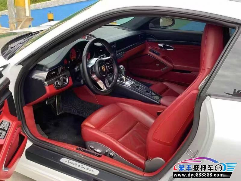 15年保时捷911轿车抵押车出售