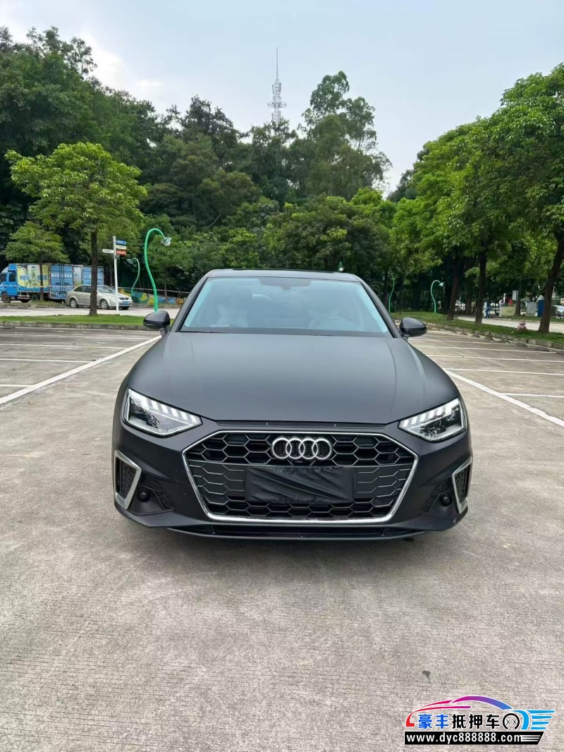 抵押车出售24年奥迪A4L轿车