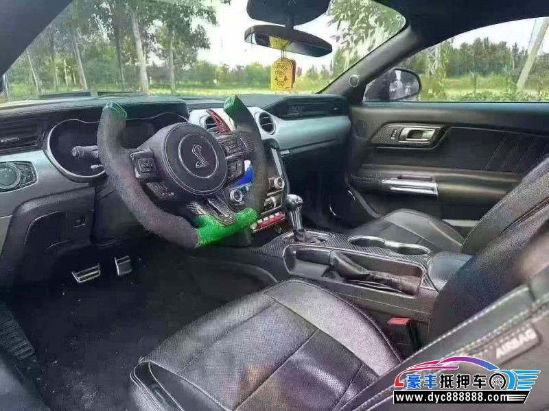 19年Jeep自由光轿车抵押车出售