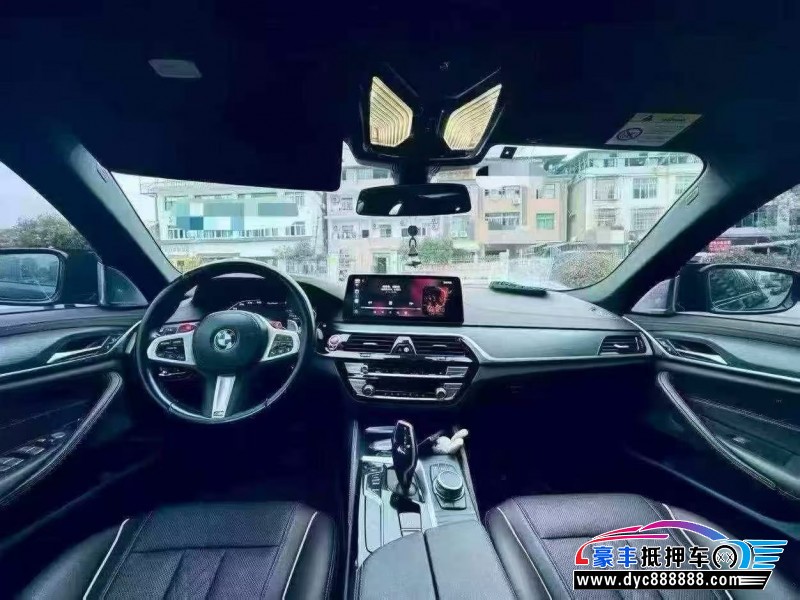 22年宝马5系轿车抵押车出售
