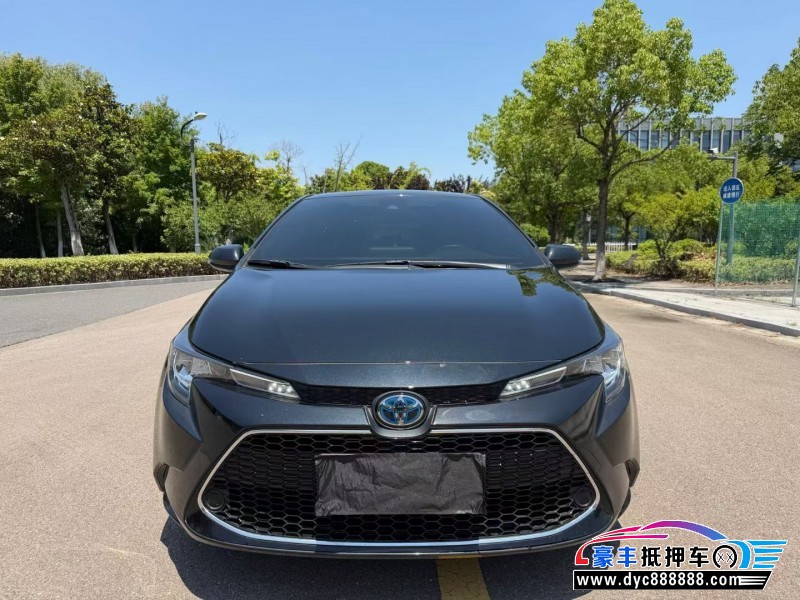 抵押车出售22年丰田雷凌轿车