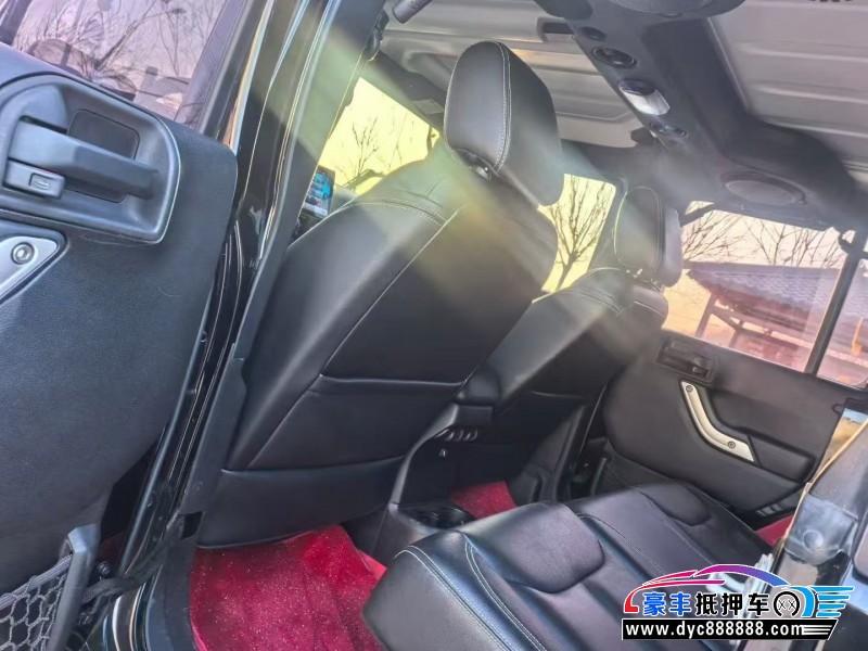 16年Jeep牧马人轿车抵押车出售