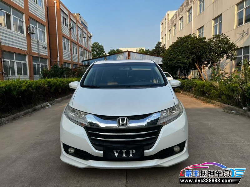 抵押车出售18年本田奥德赛轿车