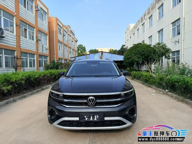 抵押车出售22年大众揽镜轿车