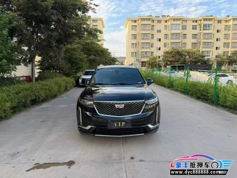 抵押车出售23年凯迪拉克xt6轿车
