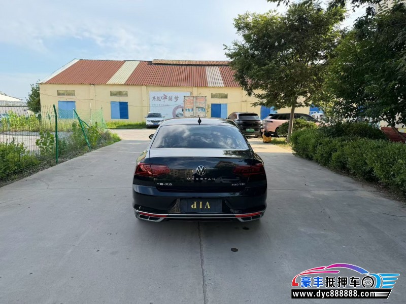 25年大众迈腾轿车抵押车出售