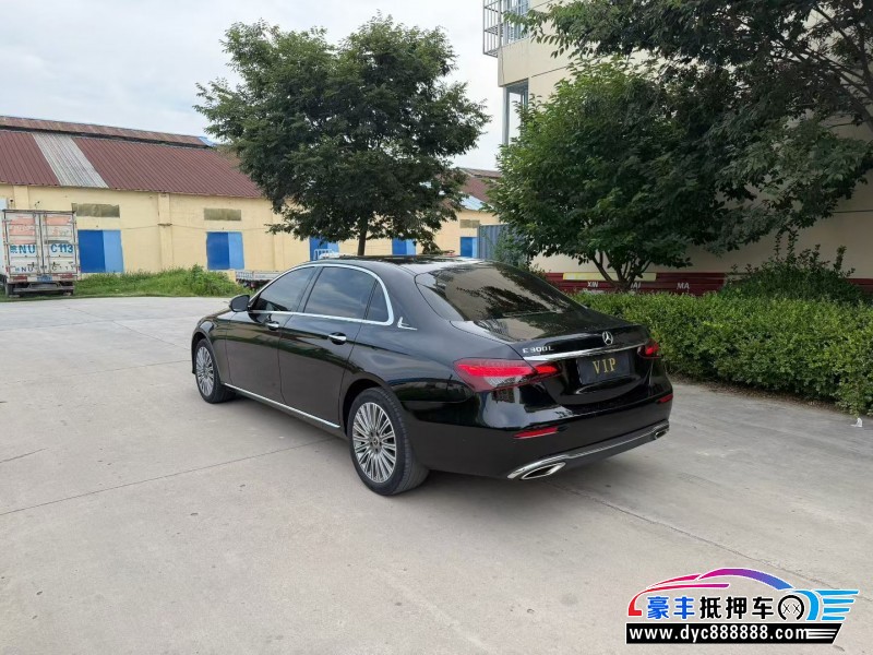 23年奔驰E轿车抵押车出售