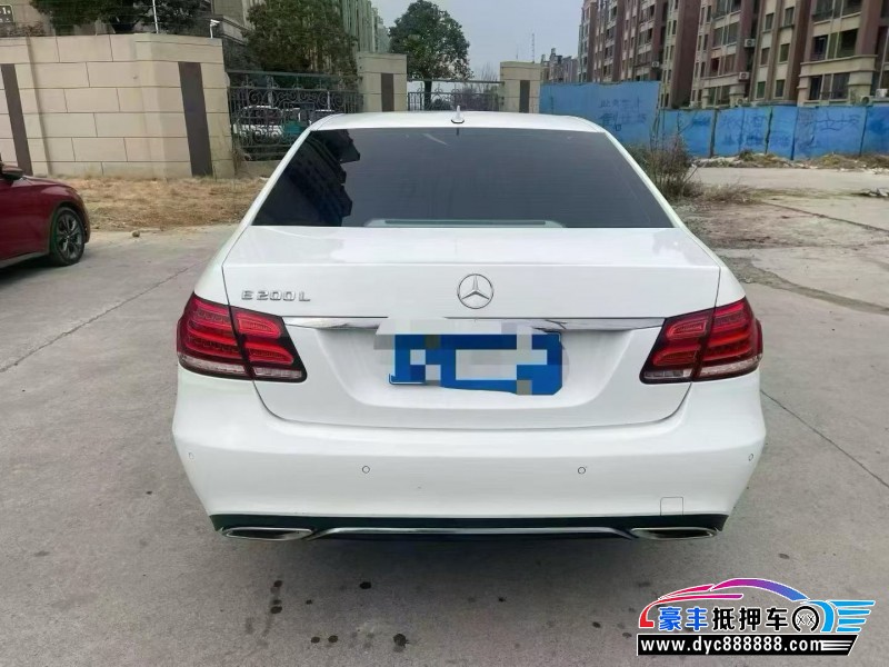 16年奔驰E轿车抵押车出售