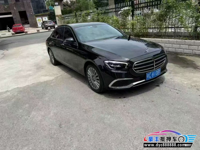 22年奔驰E轿车抵押车出售