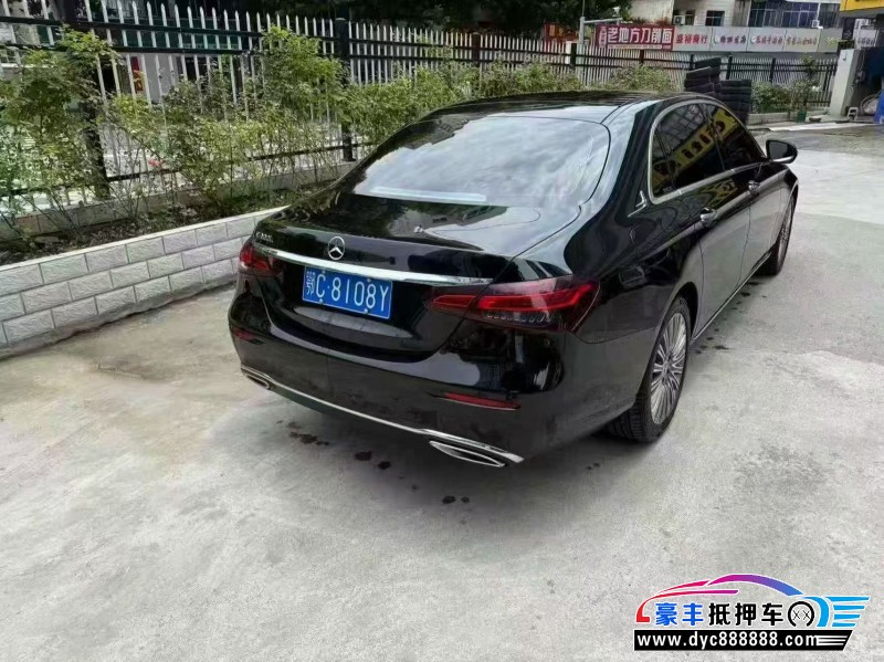 22年奔驰E轿车抵押车出售