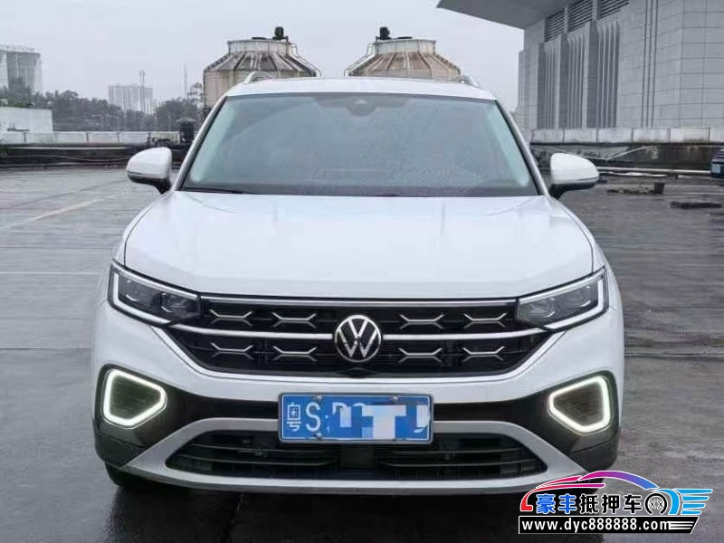 抵押车出售24年大众探岳轿车