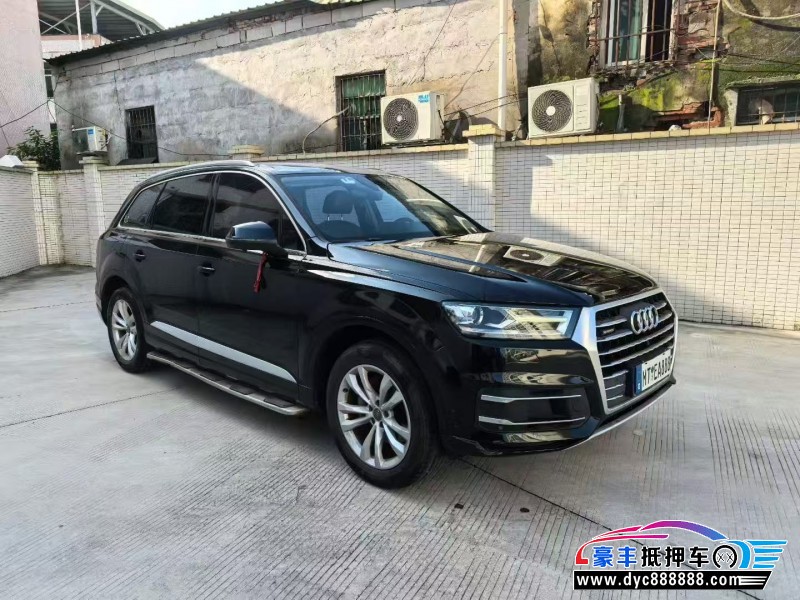 18年奥迪Q7轿车抵押车出售