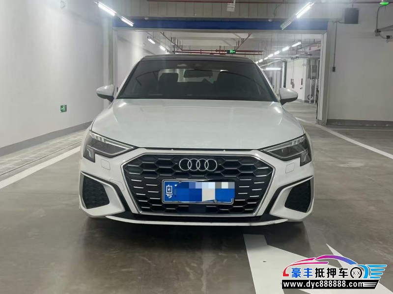 抵押车出售21年奥迪A3轿车