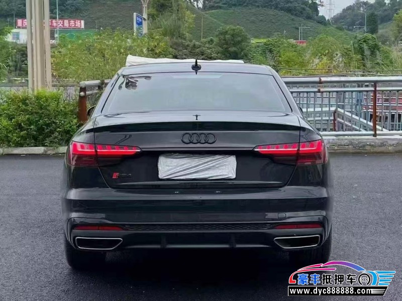 24年奥迪A4轿车抵押车出售
