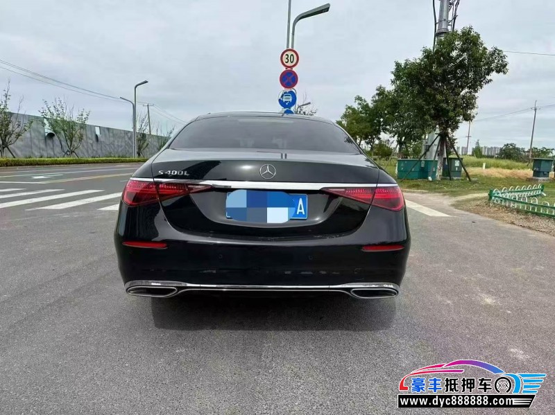 24年奔驰S轿车抵押车出售