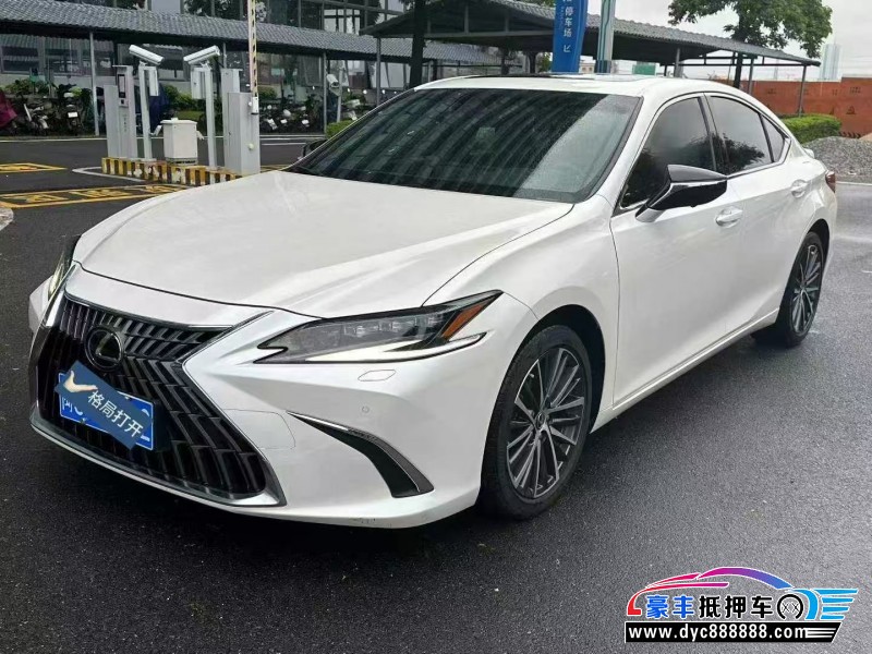 24年雷克萨斯ES轿车抵押车出售