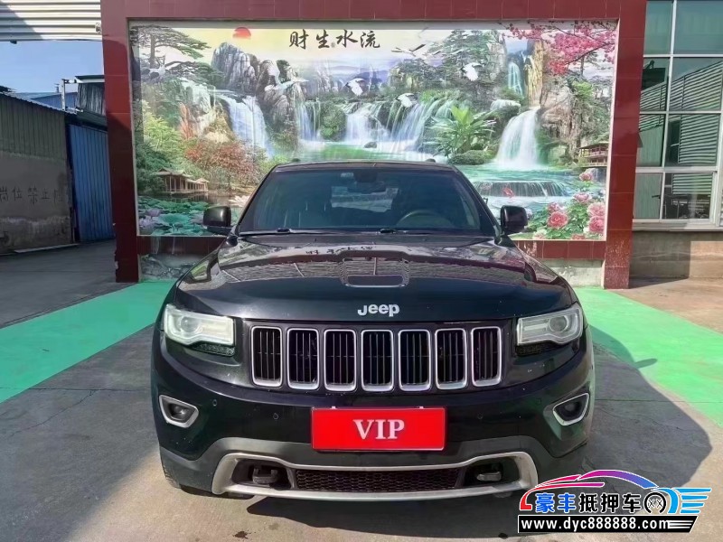 15年Jeep大切诺基轿车抵押车出售