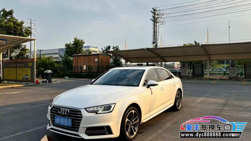 19年奥迪A4L轿车抵押车出售