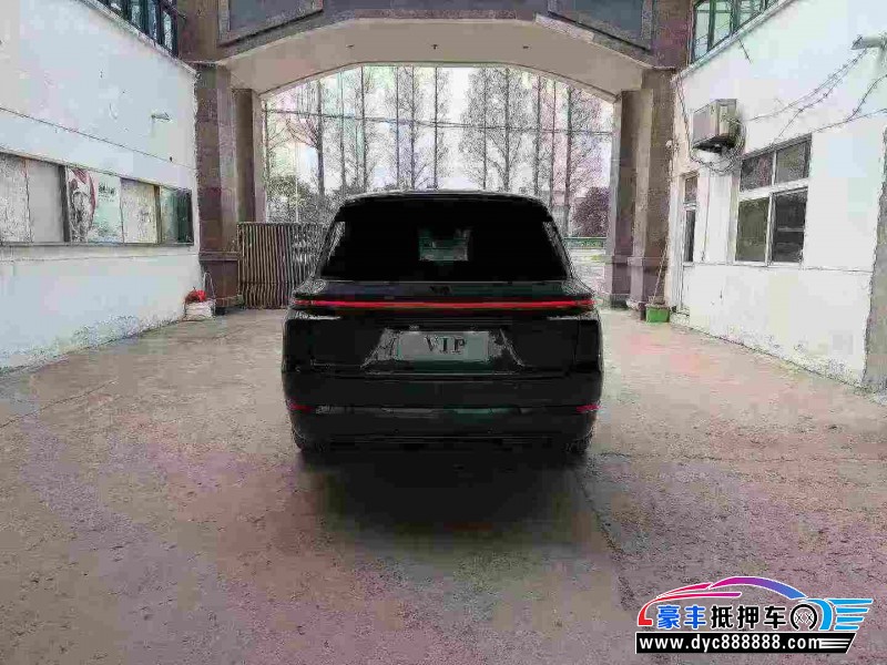 23年理想L9轿车抵押车出售