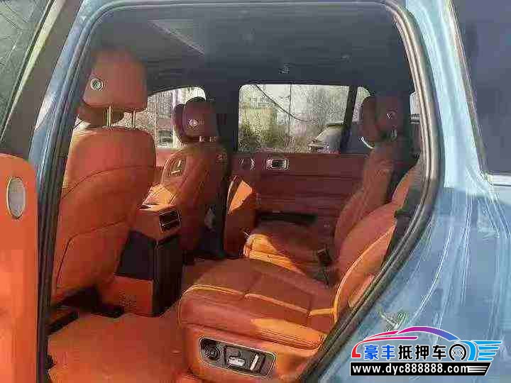 22年理想L9轿车抵押车出售