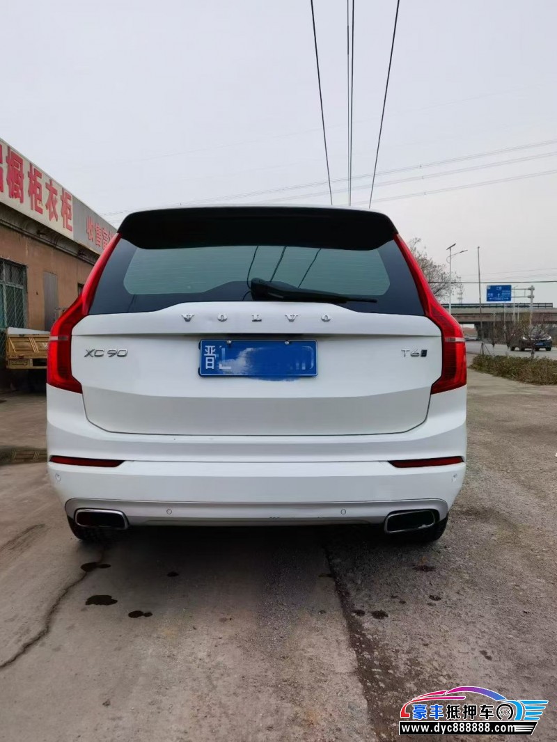 17年沃尔沃XC90轿车抵押车出售