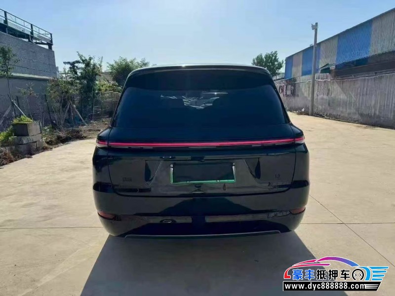 23年理想L9轿车抵押车出售