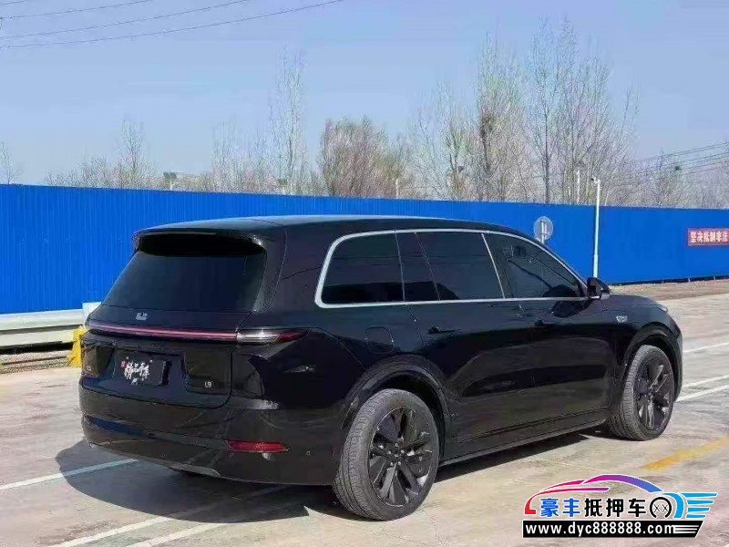 22年理想L9轿车抵押车出售