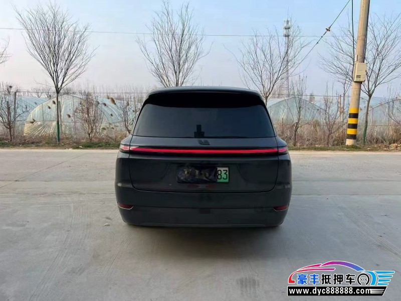 23年理想L9轿车抵押车出售