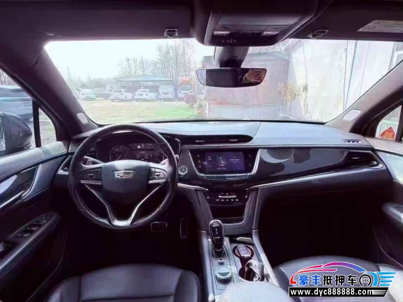 20年凯迪拉克xt6轿车抵押车出售