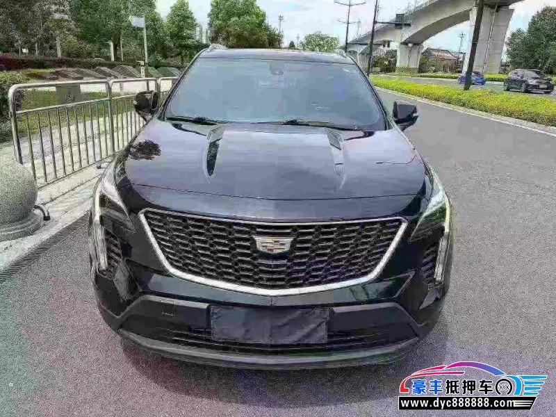 抵押车出售21年凯迪拉克XT4轿车