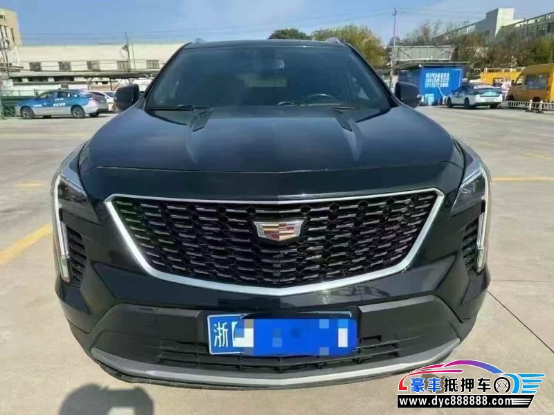 抵押车出售20年凯迪拉克XT4轿车