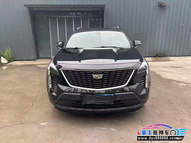 抵押车出售19年凯迪拉克XT4轿车