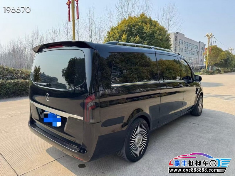 21年奔驰V轿车抵押车出售