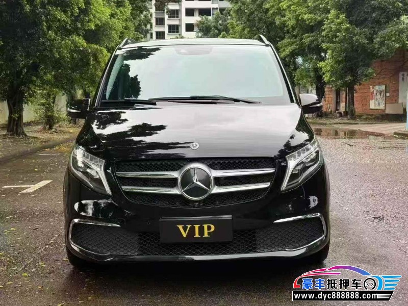 21年奔驰V轿车抵押车出售