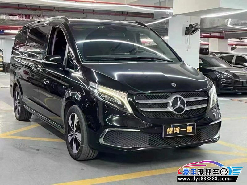 22年奔驰V轿车抵押车出售
