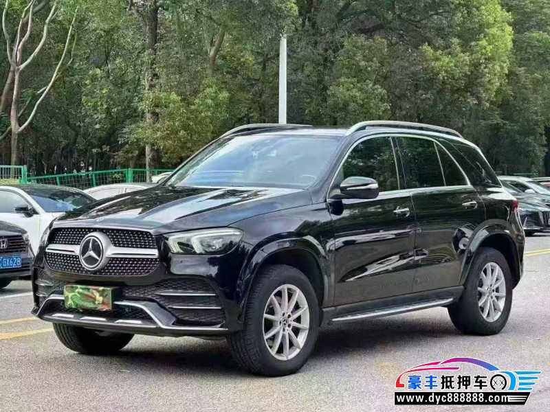 20年奔驰GLE轿车抵押车出售