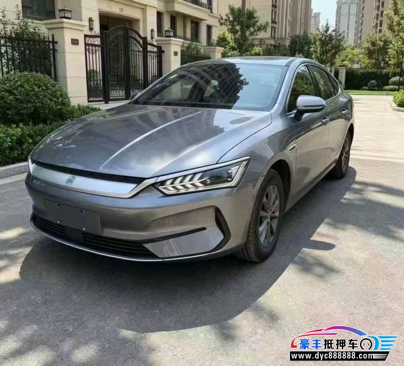 25年比亚迪秦轿车抵押车出售