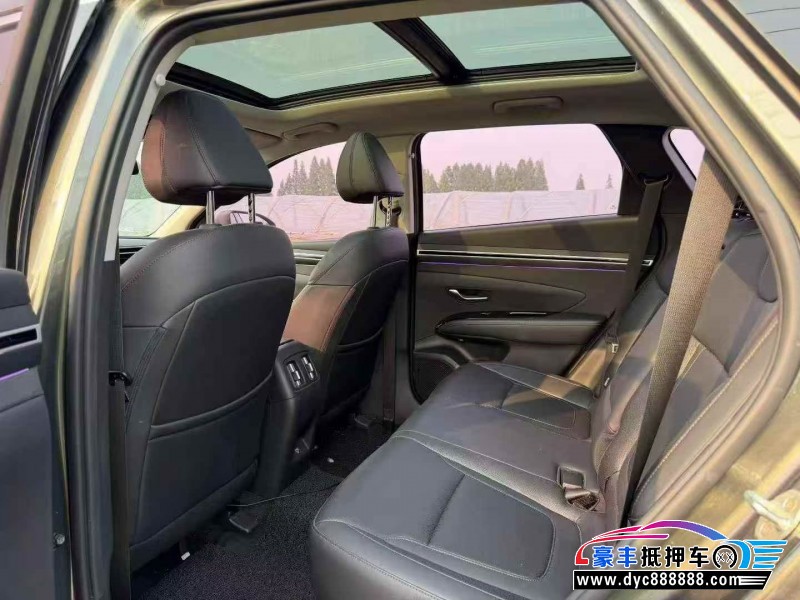 22年现代途胜轿车抵押车出售