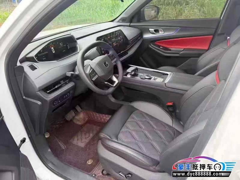 24年长安长安CS55轿车抵押车出售