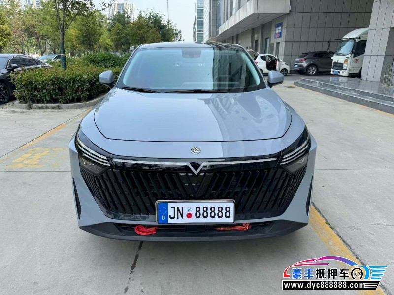 抵押车出售24年启辰大V轿车