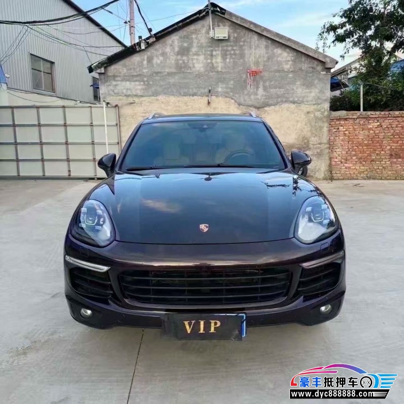 抵押车出售15年保时捷卡宴轿车