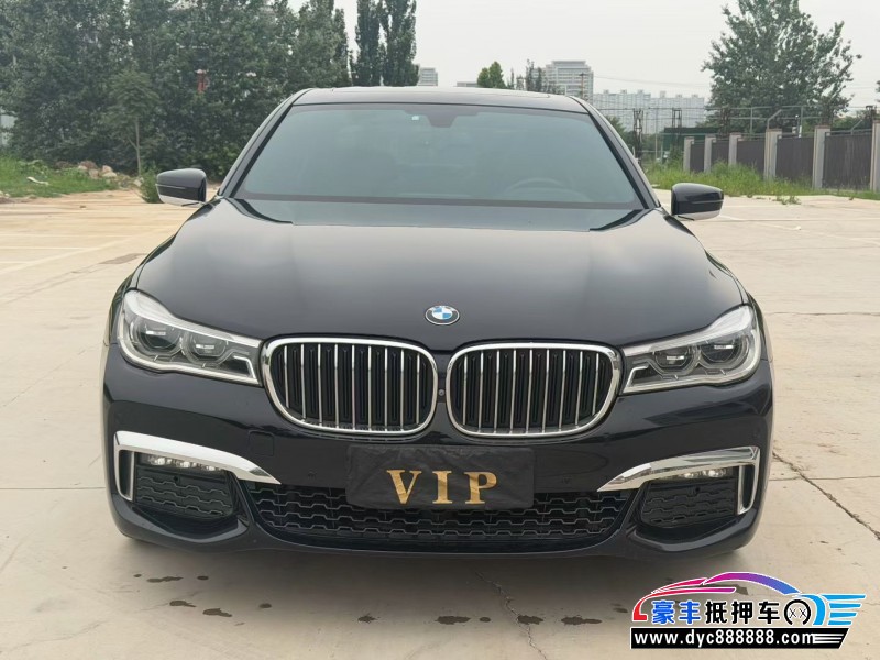抵押车出售18年宝马7系轿车