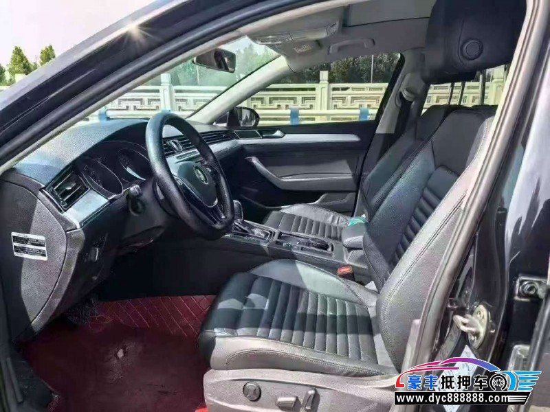17年大众迈腾轿车抵押车出售