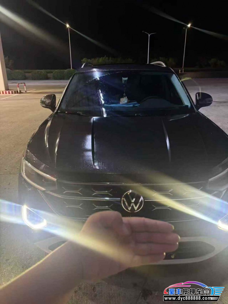 抵押车出售25年大众探岳轿车