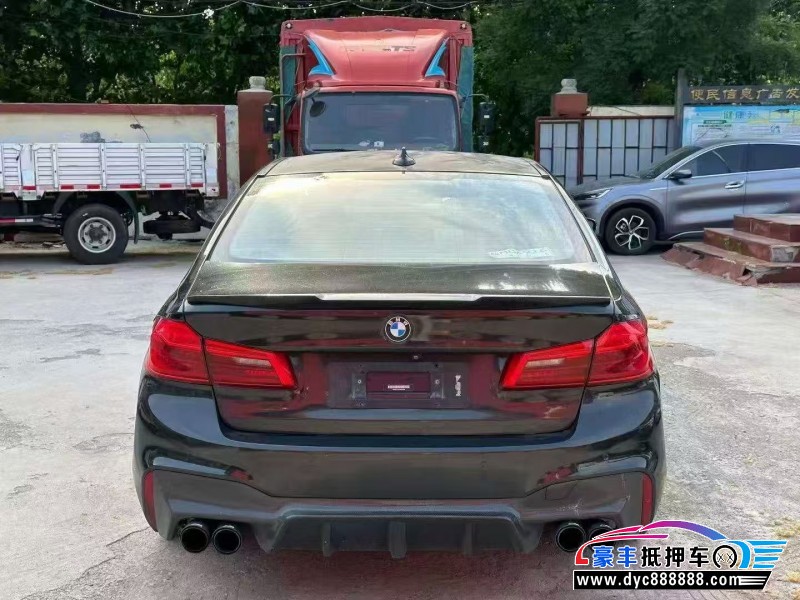 20年宝马5系轿车抵押车出售