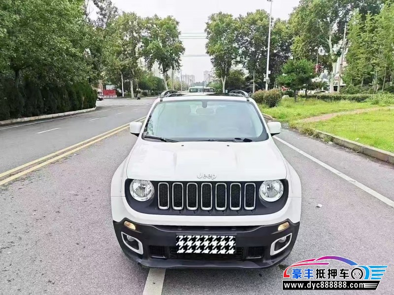 18年Jeep自由侠轿车抵押车出售
