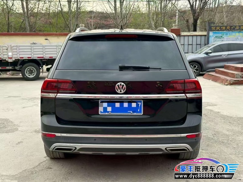 20年大众途昂轿车抵押车出售
